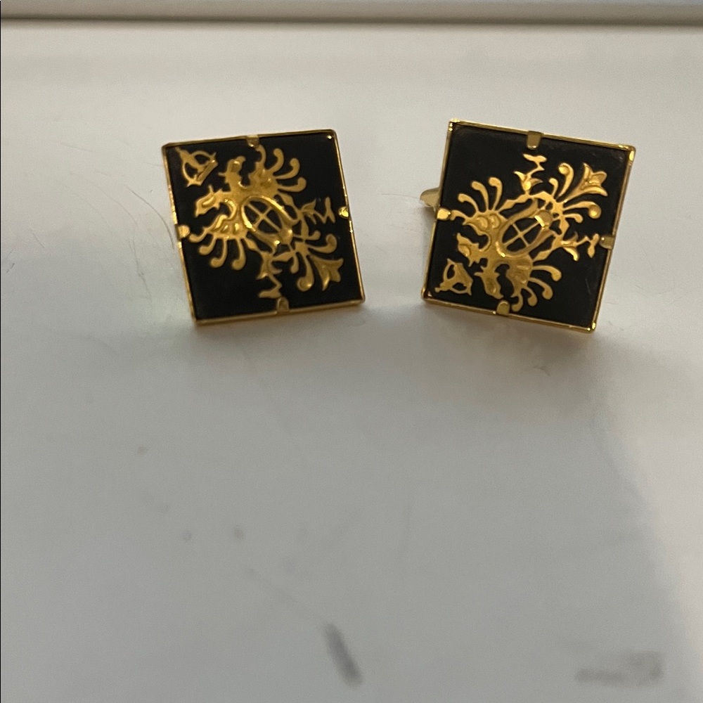Elegant Black and Gold Cuff Links